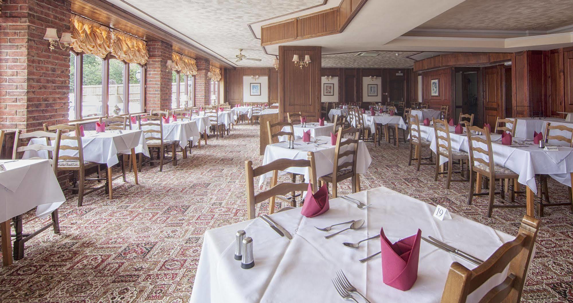 The Wight Bay Hotel - Isle Of Wight Sandown Exteriör bild