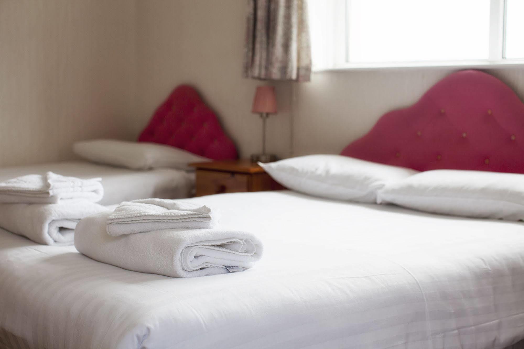The Wight Bay Hotel - Isle Of Wight Sandown Exteriör bild